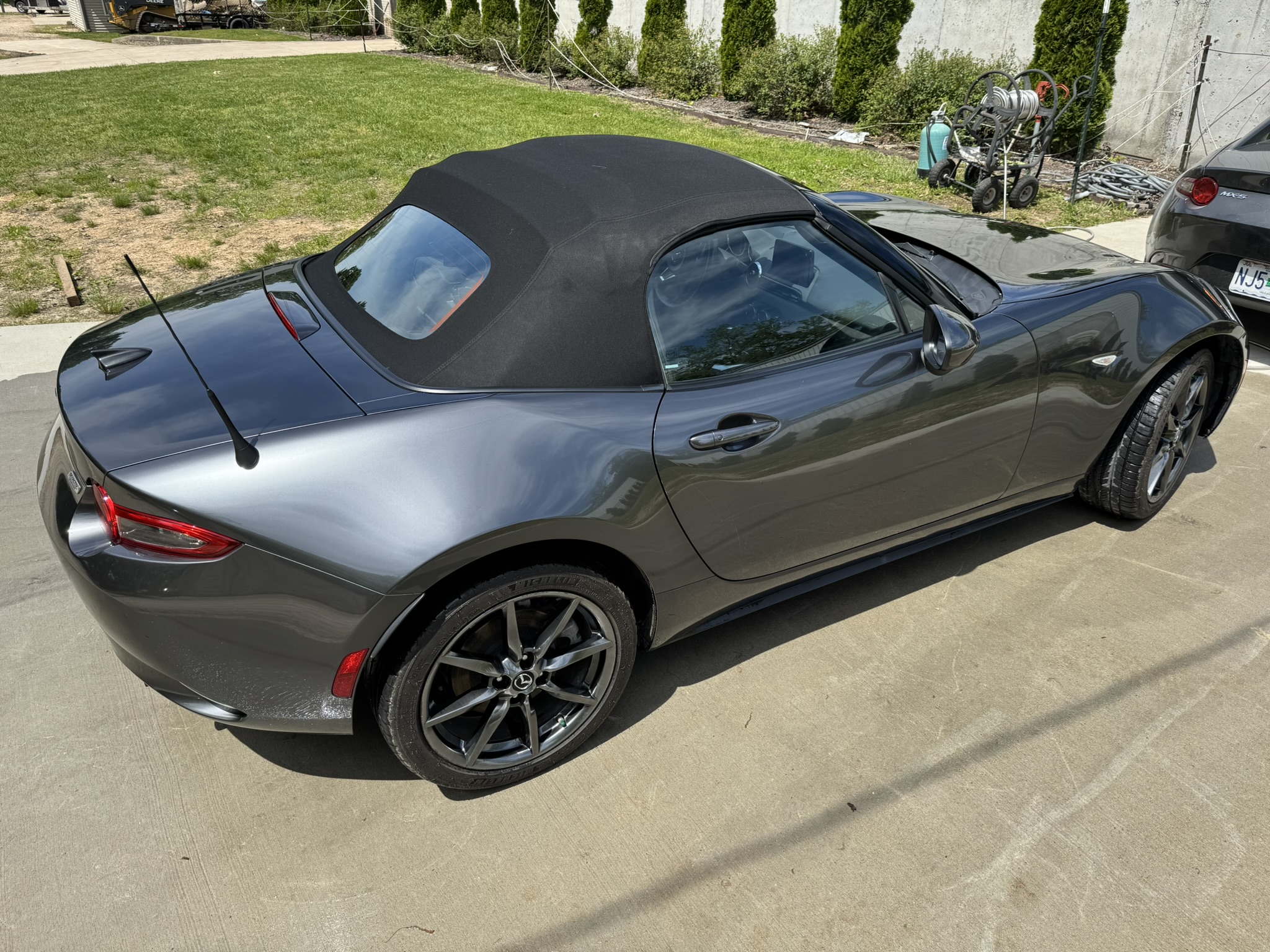 
								2019 MAZDA MX-5 Miata Grand Touring Convertible full									