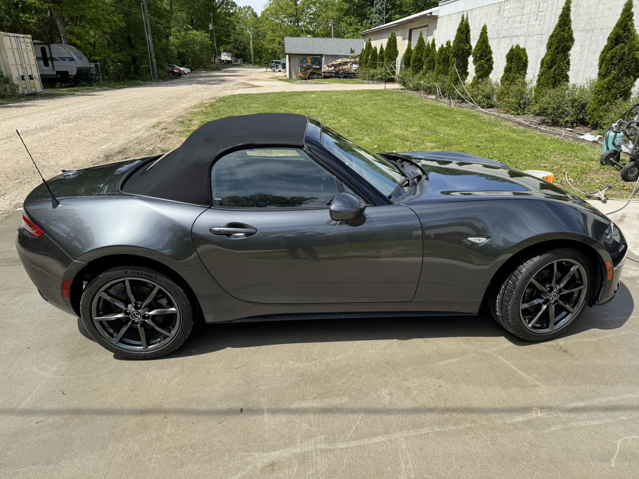 
								2019 MAZDA MX-5 Miata Grand Touring Convertible full									