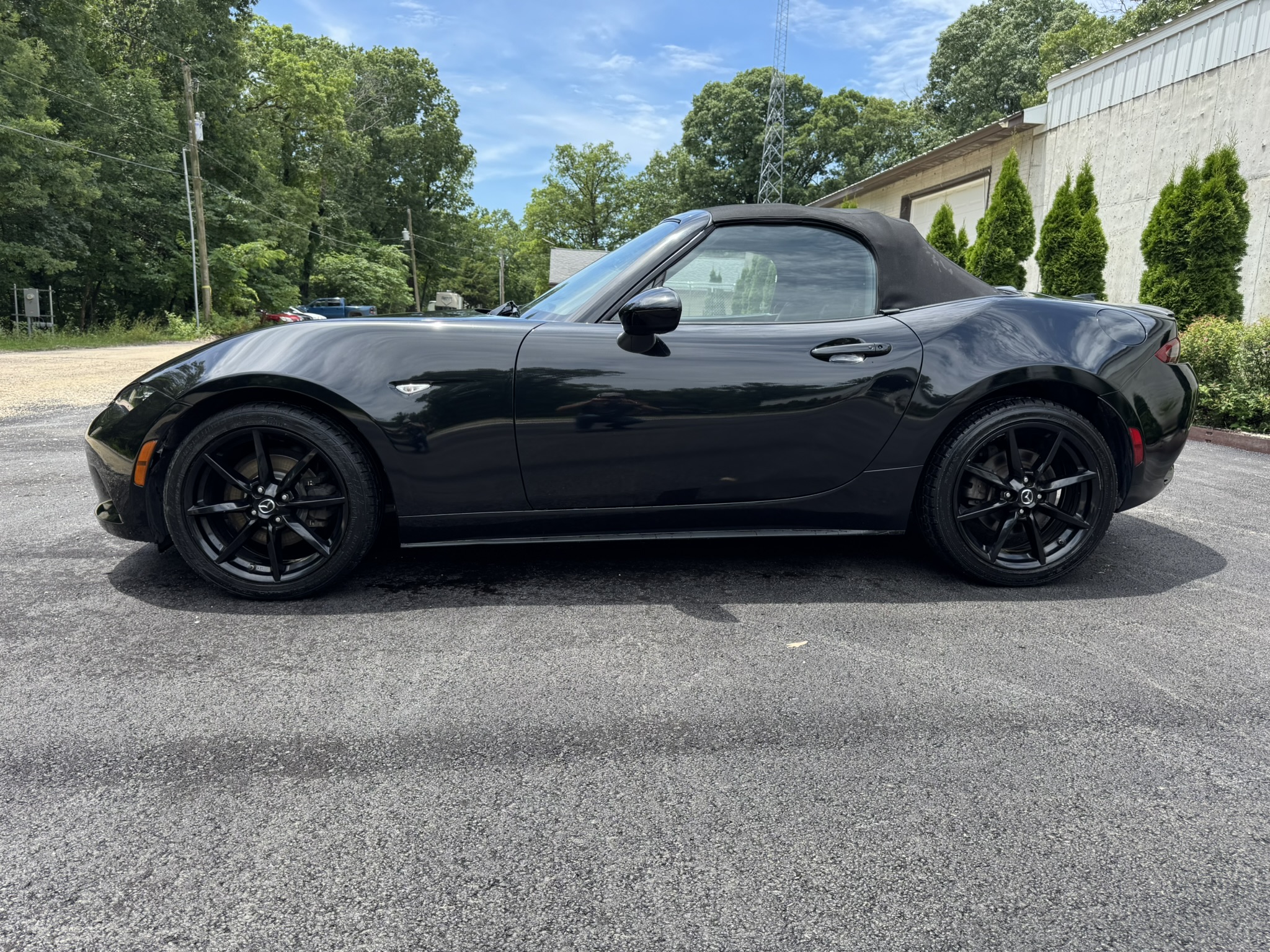 
								2018 Mazda MX-5 Club AT full									