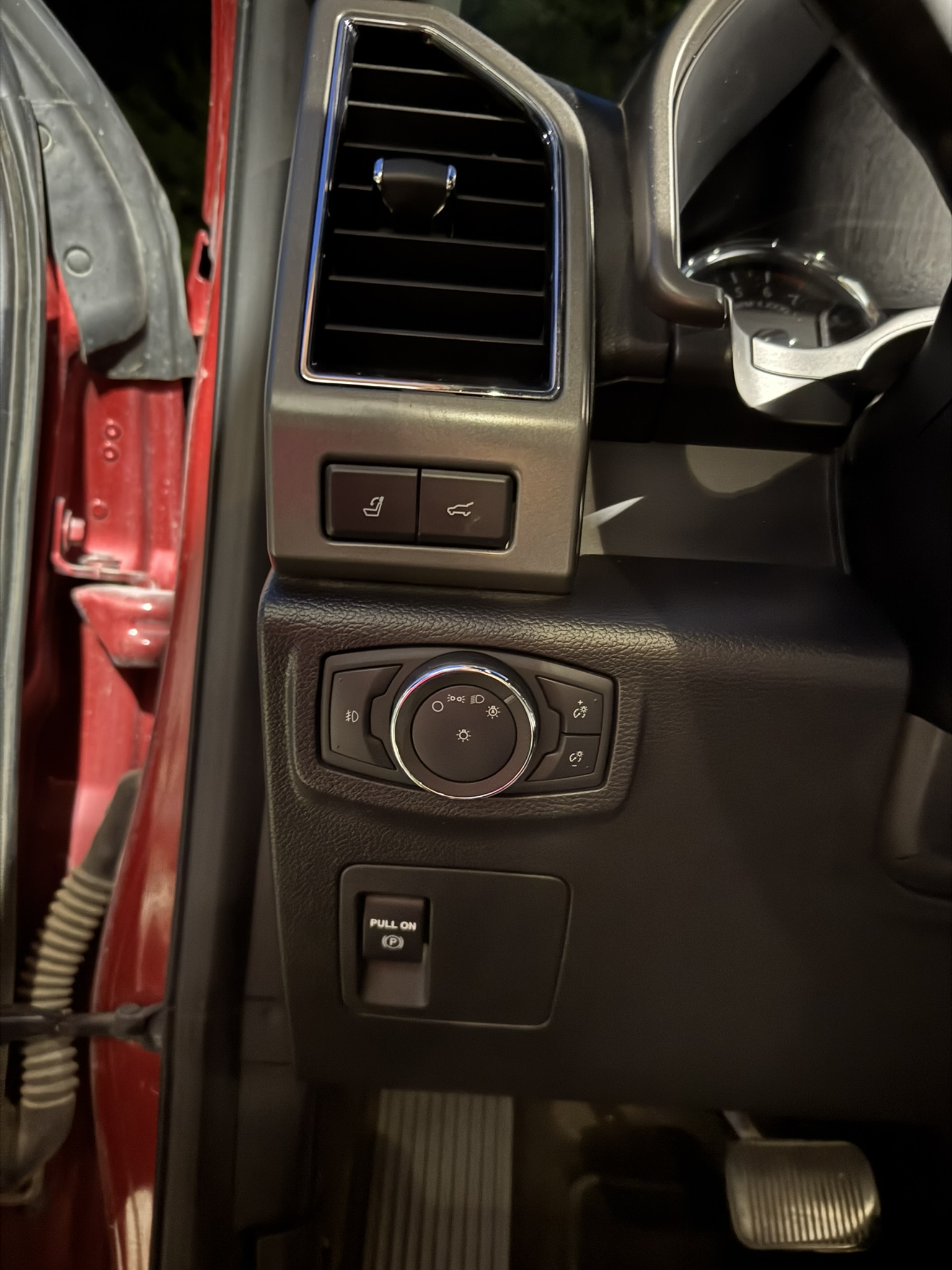 
								2020 Ford Expedition MAX XLT 4WD full									