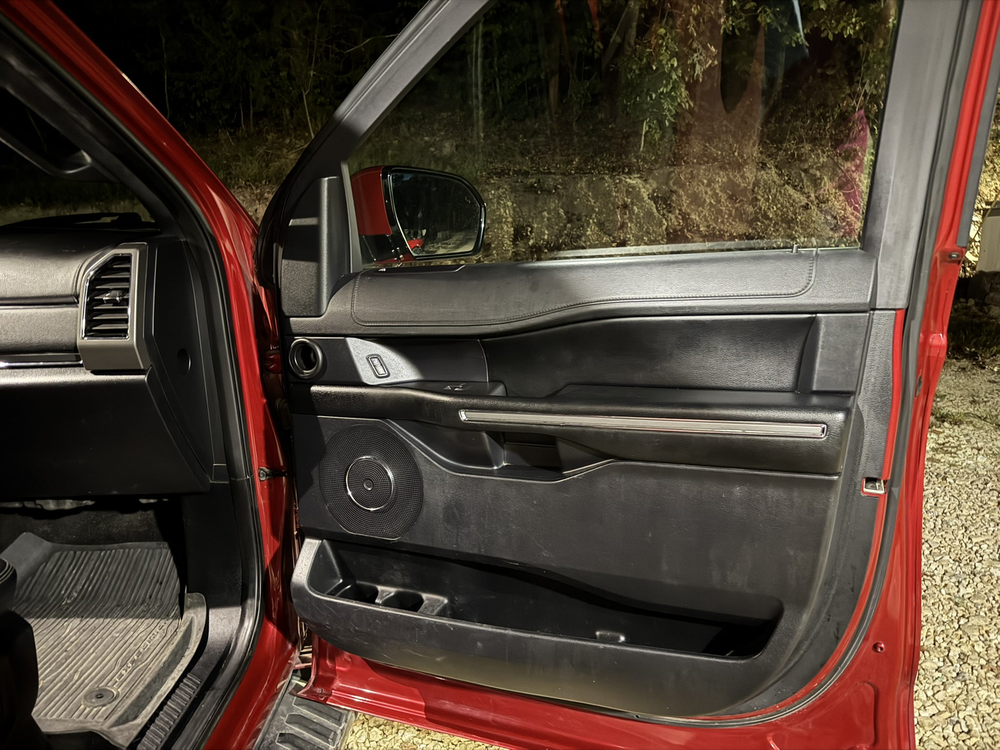 
								2020 Ford Expedition MAX XLT 4WD full									